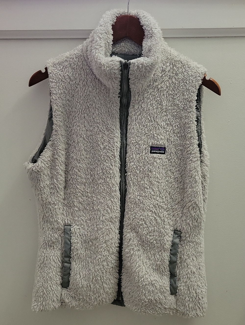 Patagonia Women's Gray Fleece Vest - Cozy Sherpa Layer Size Large Reversible
